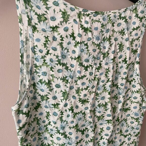 NWT Anthropologie Reformation Miri V-Neck Top in Daisy Meadow size 4 - Picture 8 of 9
